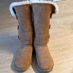 Tan UGG Shearling-Lined Boots